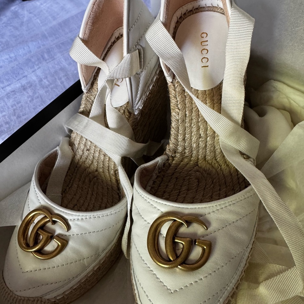 Gucci White and Gold Espadrille Wedge Shoes